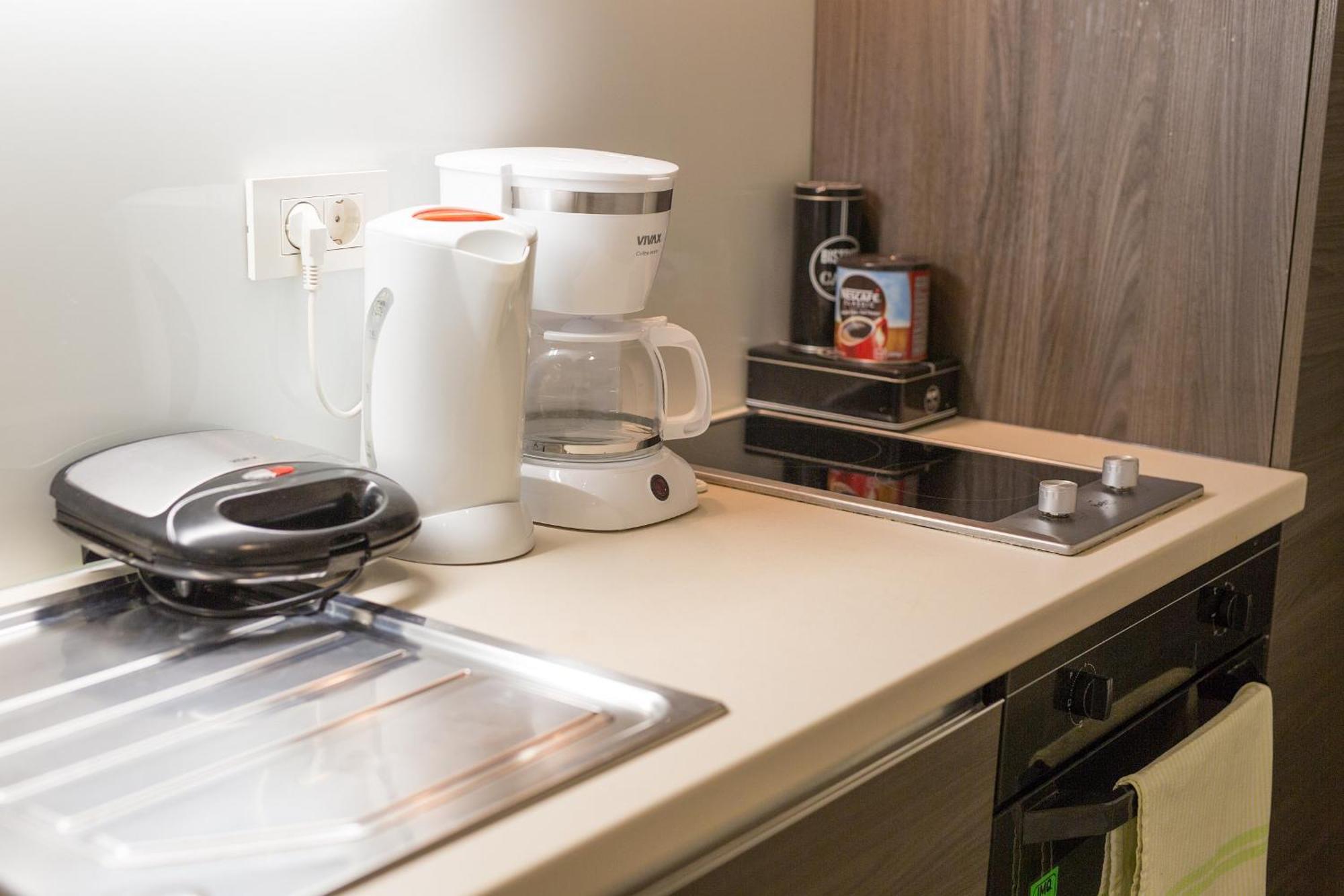 Logo Apartments 5 Min Walk To Main Square Zagreb Rom bilde